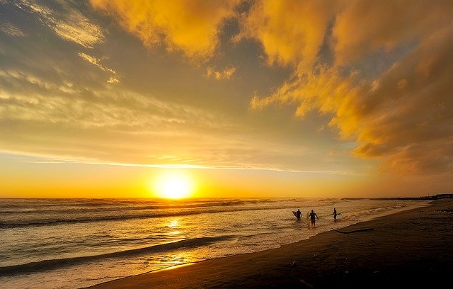 beach-g98db41510_640